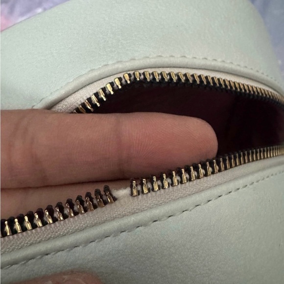 Cute Pokémon Themed Bioworld bag - Picture 6 of 11